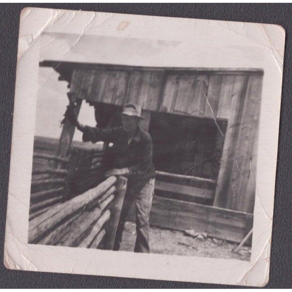 Vtg 1940s-50s Snapshot Man Rural Farm Fence Barn Occupational Photo